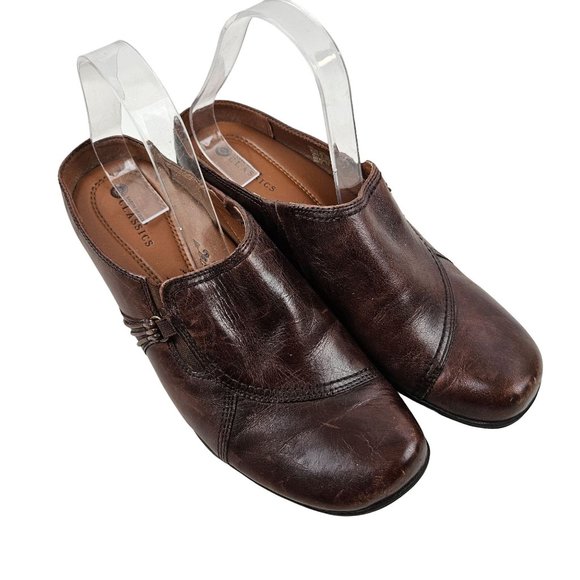 Earth Spirit Classics Shoes Womens 10 Slip On Clog Heels Emma Brown Leather - Picture 1 of 8